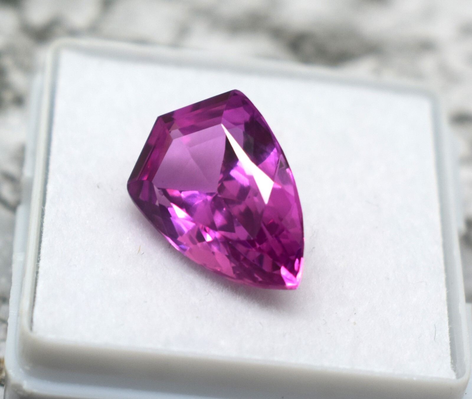 7.30 CT Long Kite Cut Vivid Pink Spinel Excellent Cut Certified Loose Gemstone