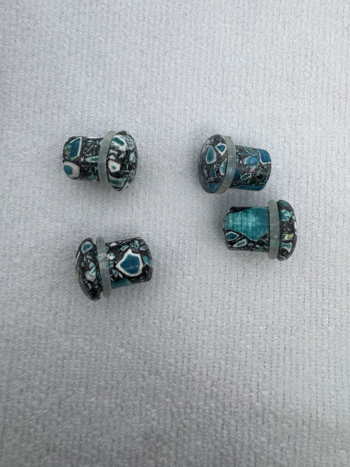 7 Pair 00g 10mm Natural Stone Ear Gauges Mountain Collection