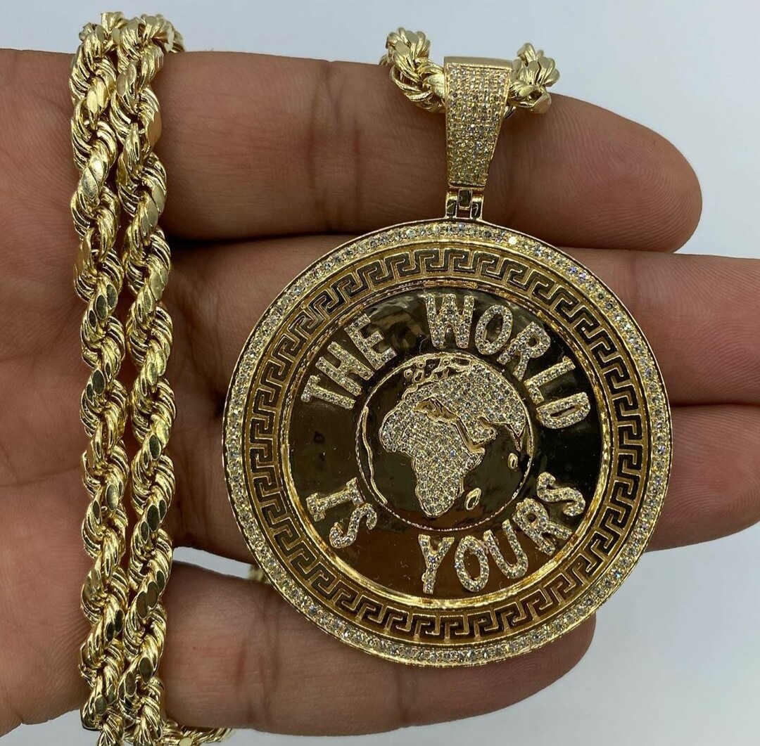 Valentine Gift Cubic Zirconia mens The World Is Yours Disk Pendant with Chain