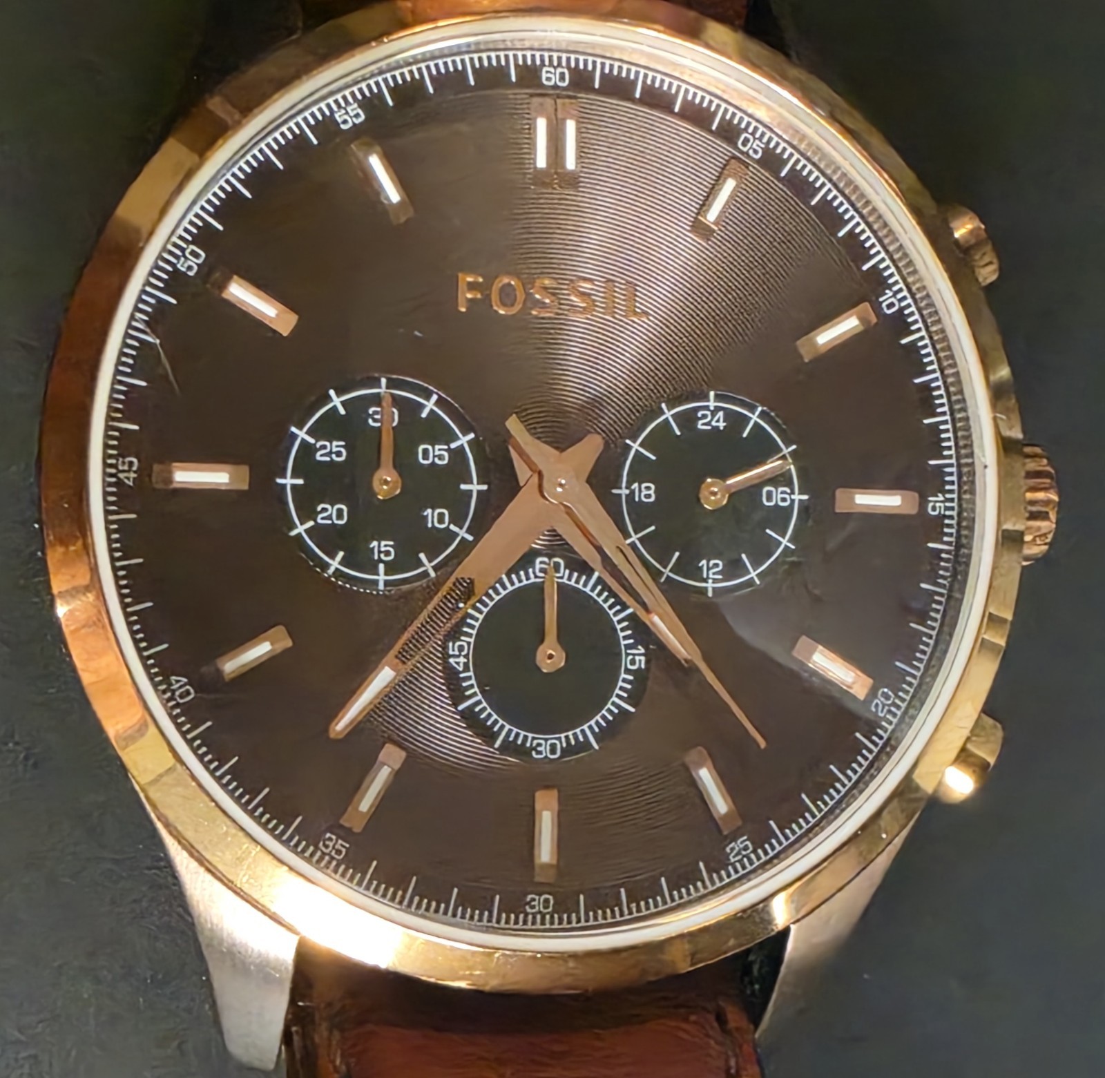 Fossil Quartz Chronograph 24-Hour 50m Brown Dial Leather Strap 43.8mm