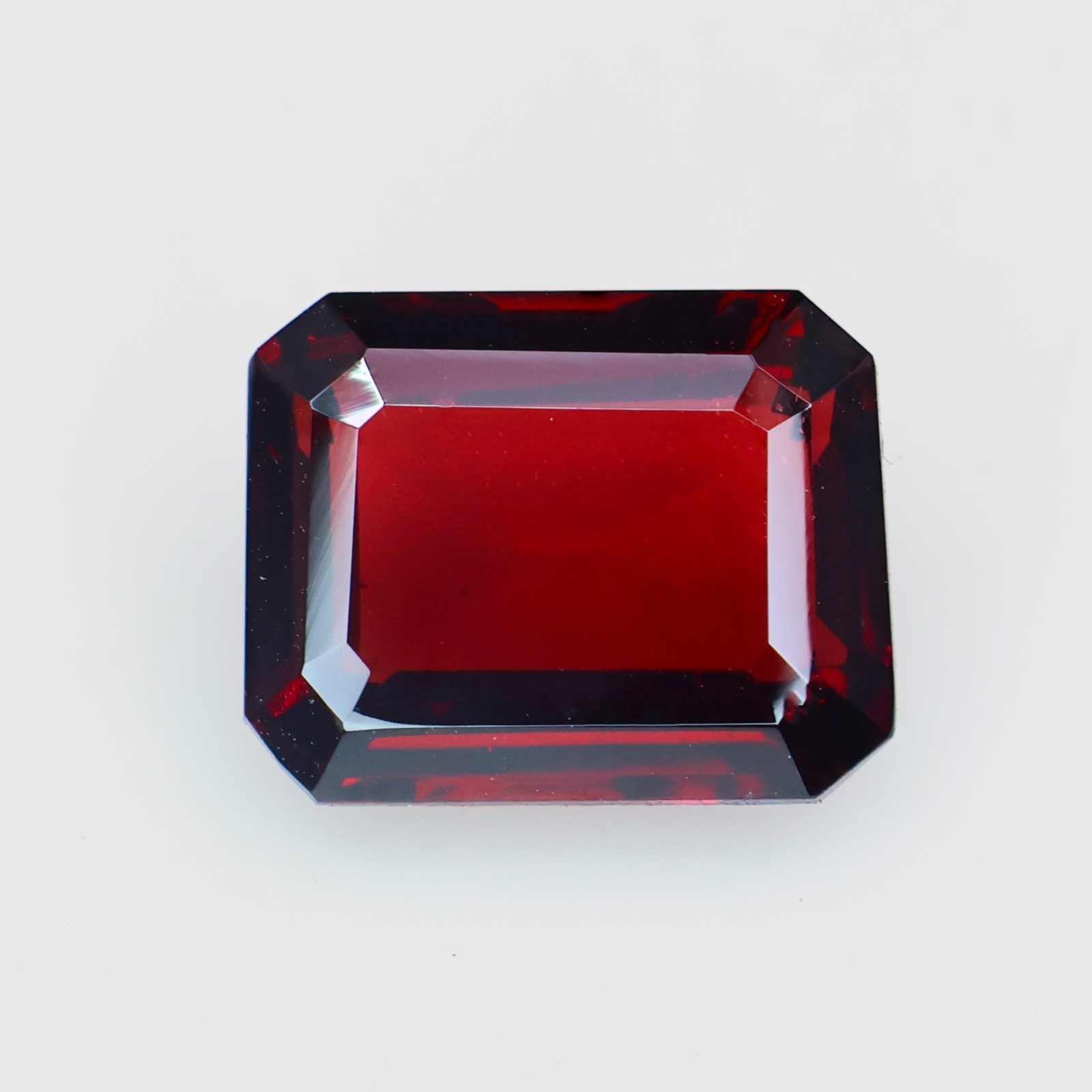 100% Natural Garnet Octagon Cut Loose Gemstone, Weight: 5.40 Carats