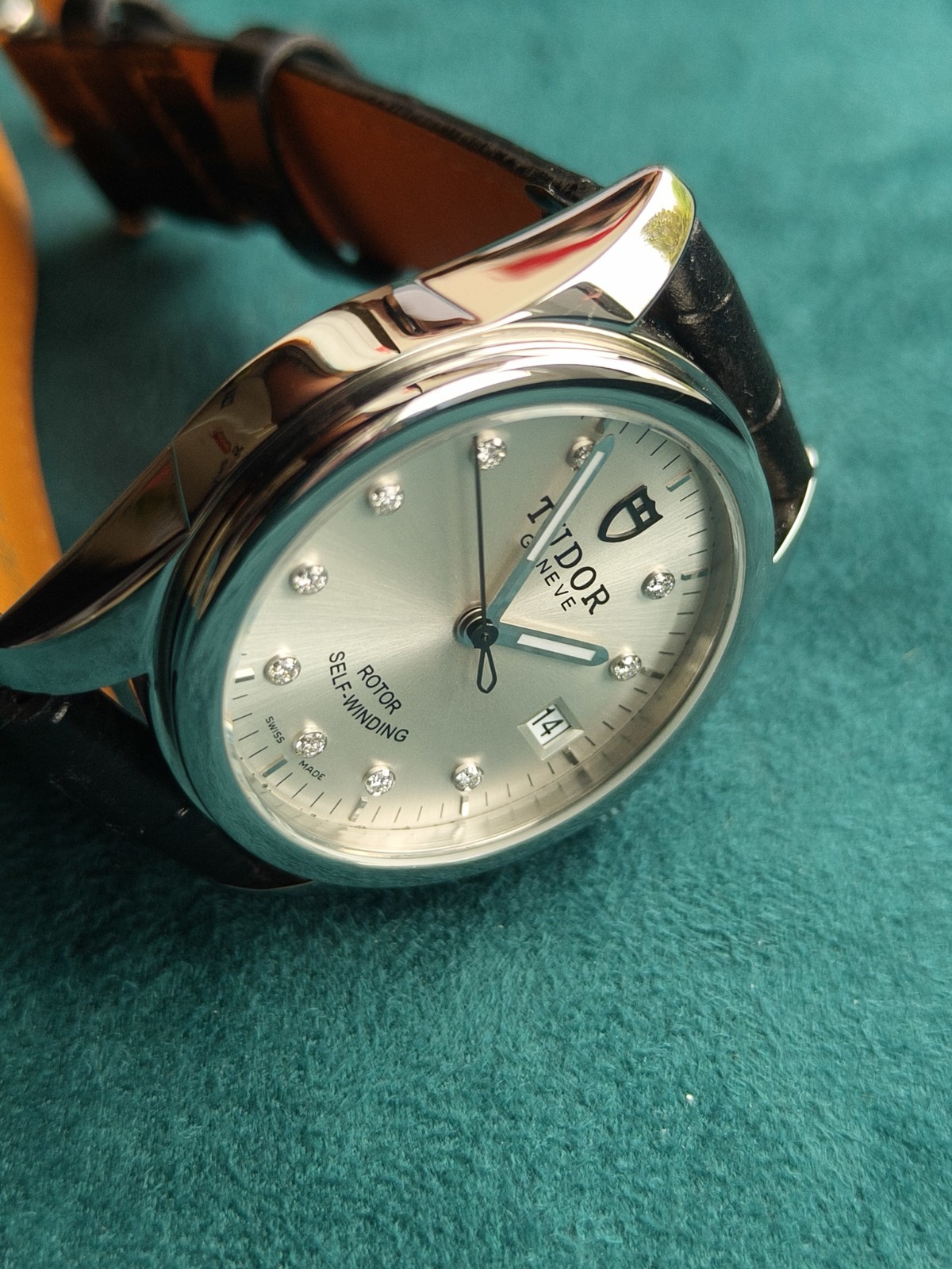 Tudor Glamour Date 55000 Silver Sunray Dial 10 Diamond Dots 36mm Mint Condition