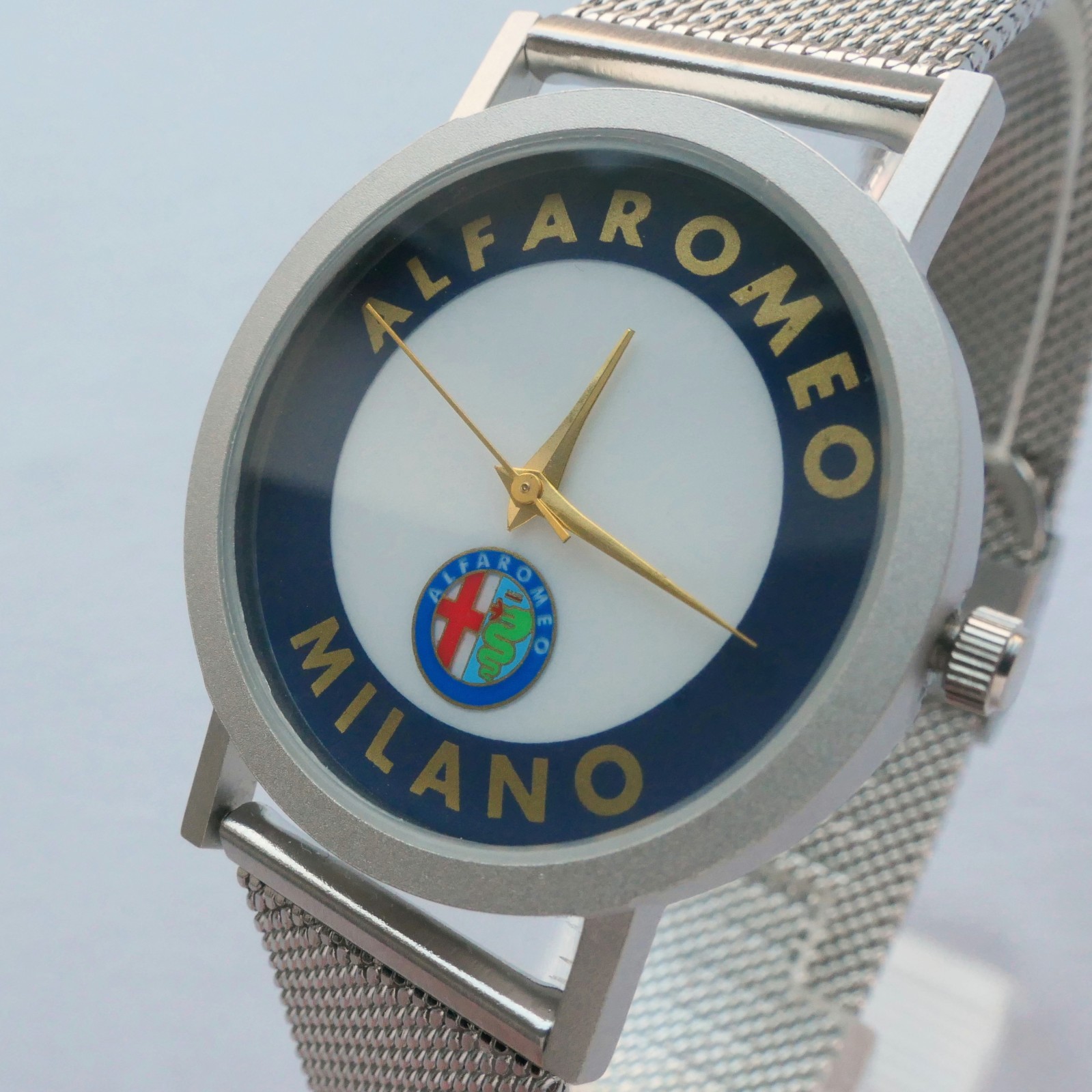 Alfa Romeo Milano Spider Classic Driver Pilot Racing Sport Car Accessory Watch