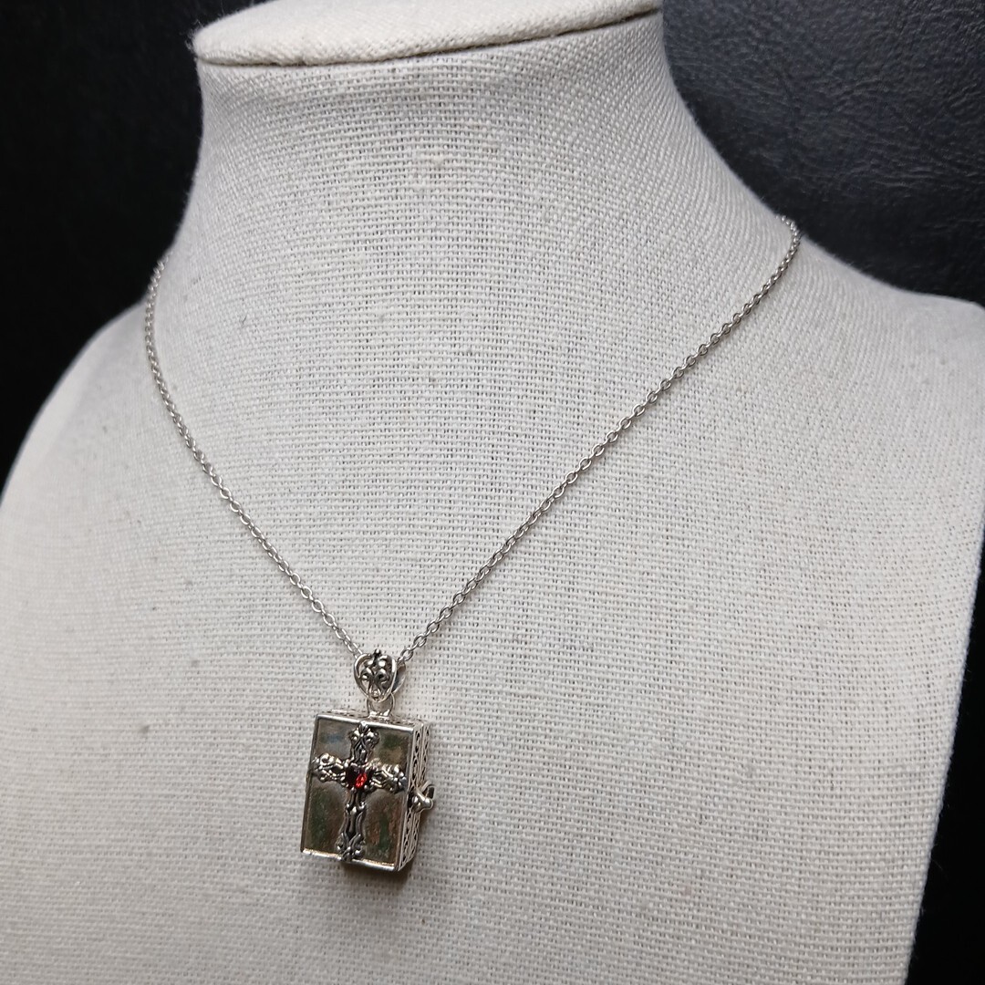STERLING SILVER 925 BBJ Bangkok Chain Necklace Preyer Locket Box Garnate. 11-709