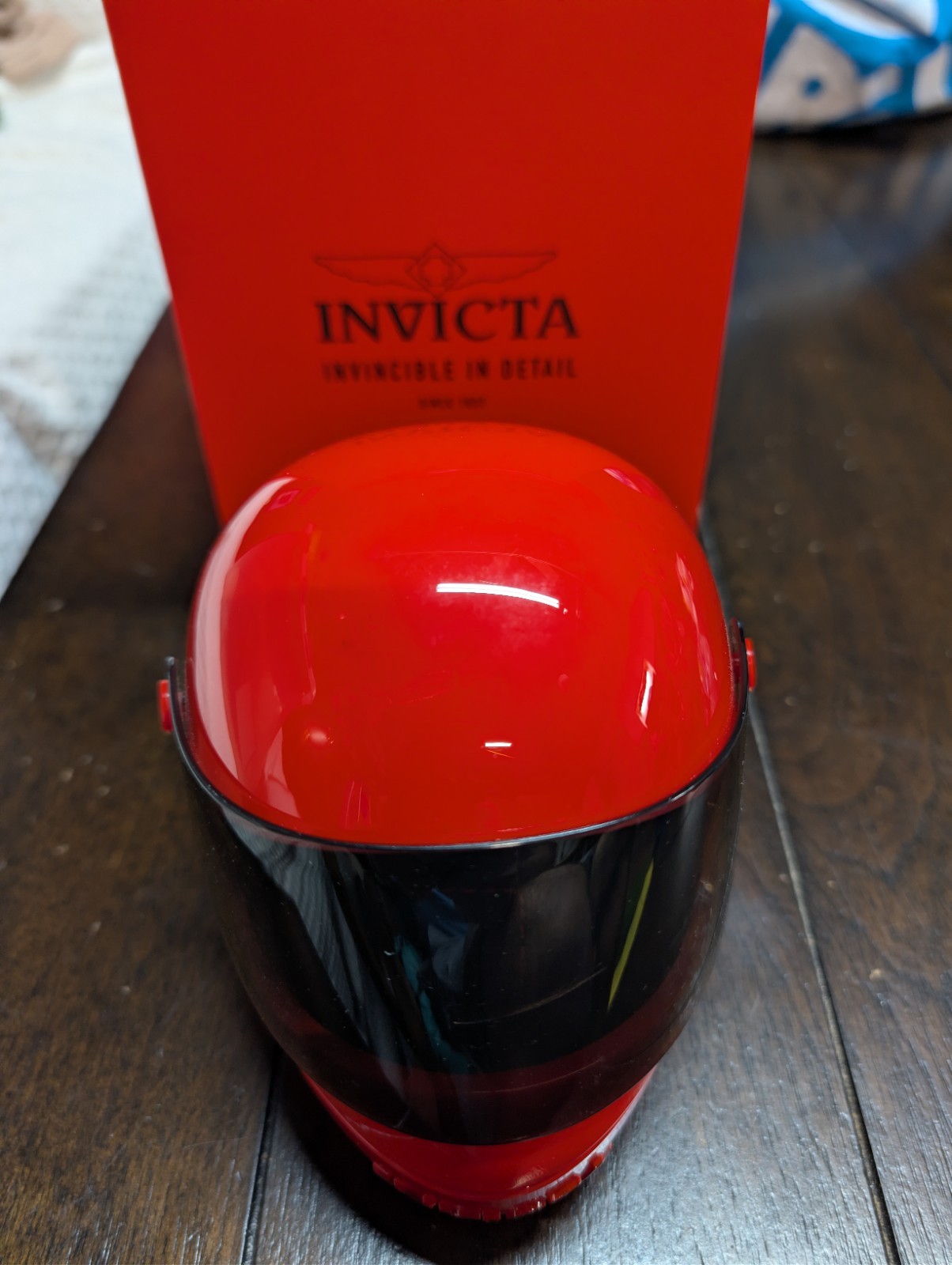48mm Red & Black Carbon Fiber | HYDROMAX | Chrono Invicta Watch +Red Helmet Case