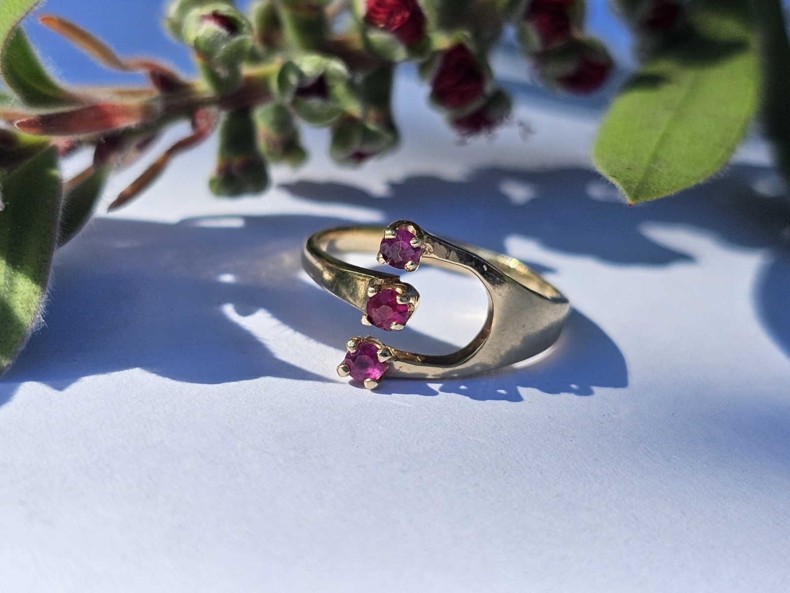 14k Solid Yellow Gold Red Spinel Bypass Gemstone Ring Adjustable 6.25 Size 2.29g