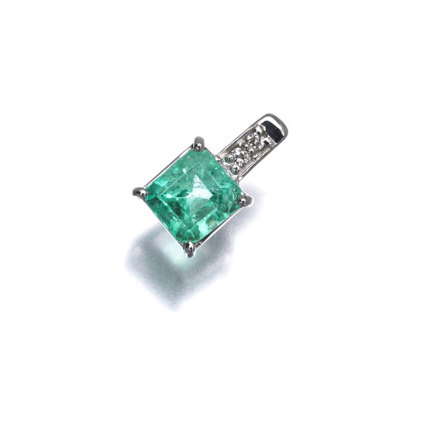 Emerald 0.50ct Diamond 0.01ct Pendant 950 Platinum