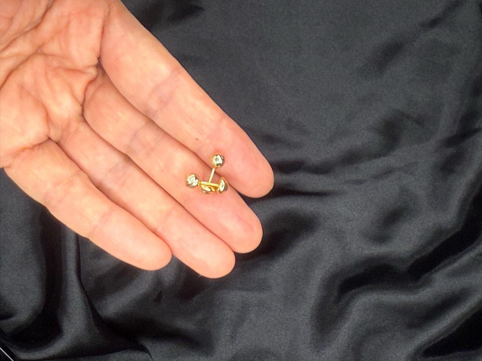 18k Gold Small Sphere Stud Earrings – Solid Gold – 0.5g
