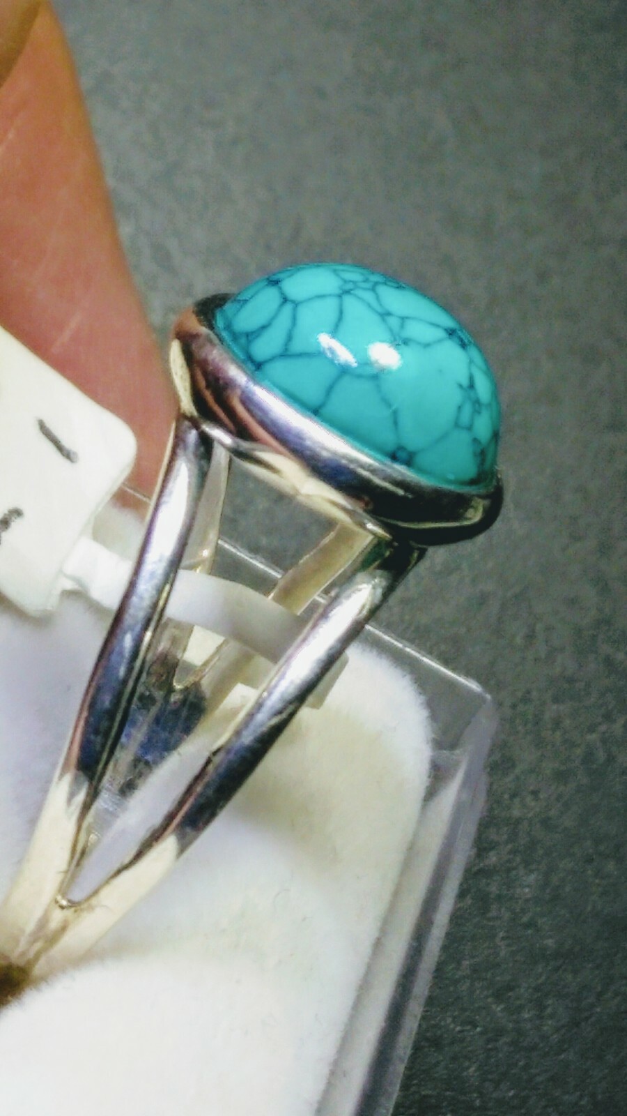APPEALING TURQUOISE IN STERLING SILVER.925 RINGS SIZE 9.0-9.25 AND 8.25-8.5!