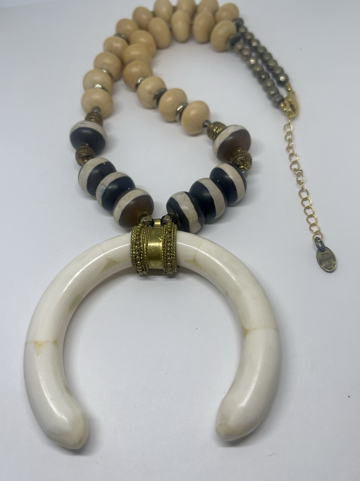 Vintage Betsy Pittard Designs BPD Horn Wood Acrylic Beaded Necklace Boho Bliss