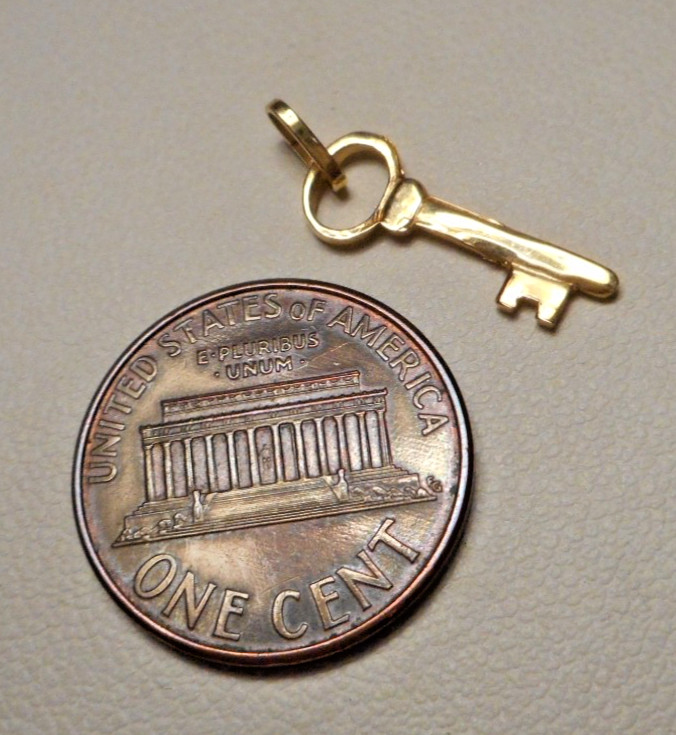 Tiny Vintage 14K Yellow Gold Key Charm or Pendant 0.5g