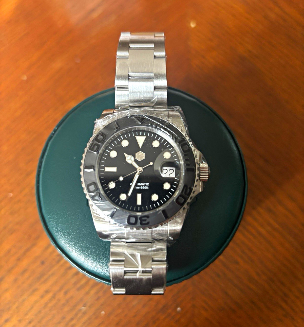 San Martin Automatic Diver Watch Black Dial/Bezel 40mm 200m Date SS Bracelet