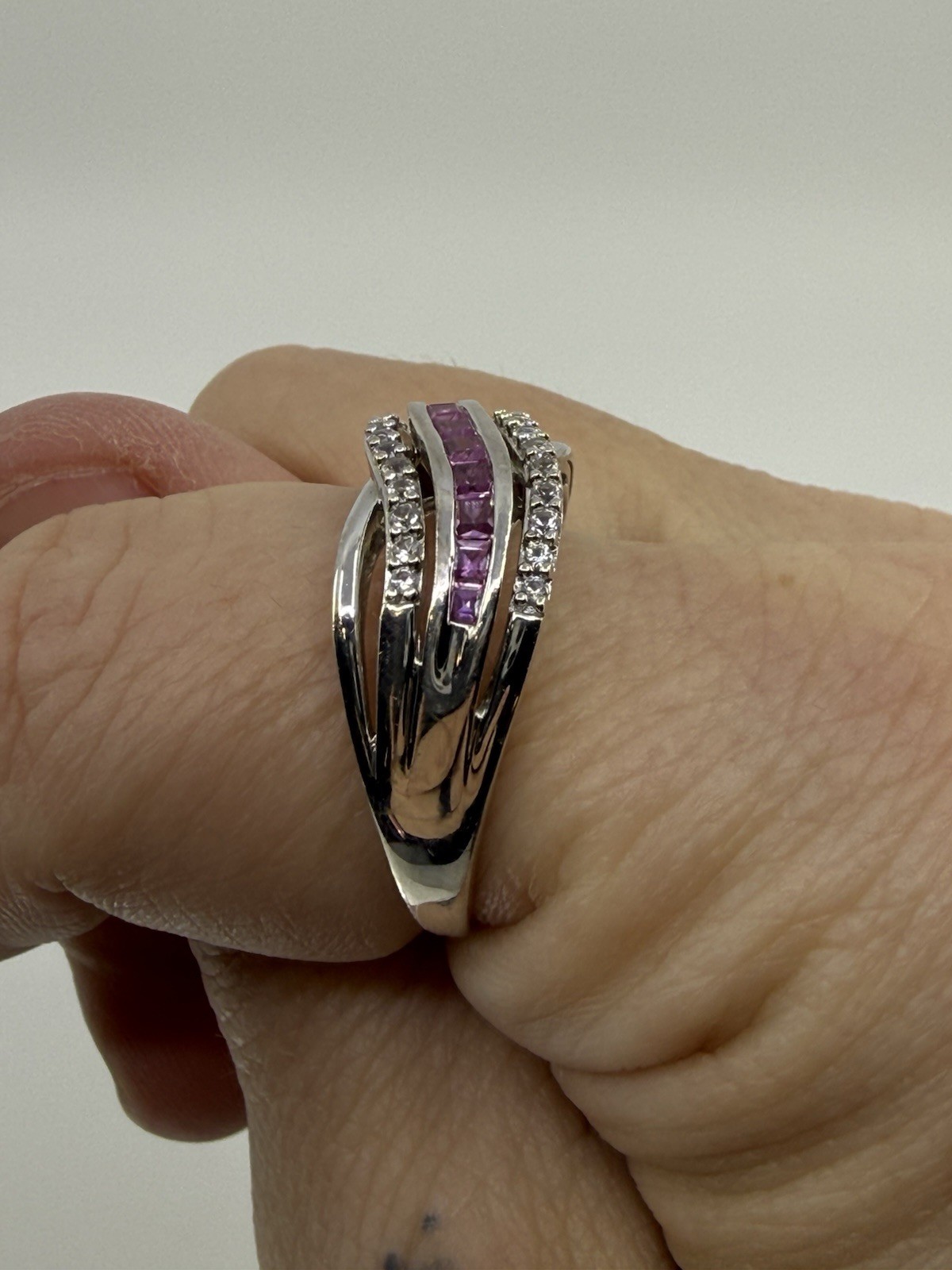 SUN Sterling Silver w/ Pink Sapphire Stones Ring – 5.46g – Size 10.25
