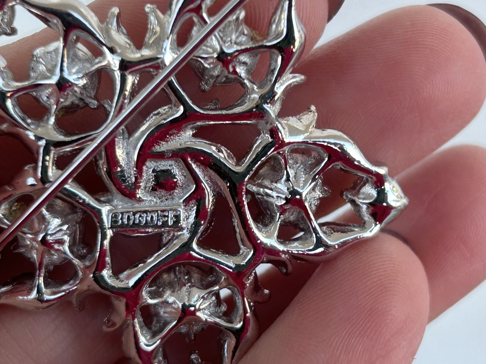 SPARKLING 1940s Vintage Signed Henry Bogoff Chicago White Rhinestone Star Brooch
