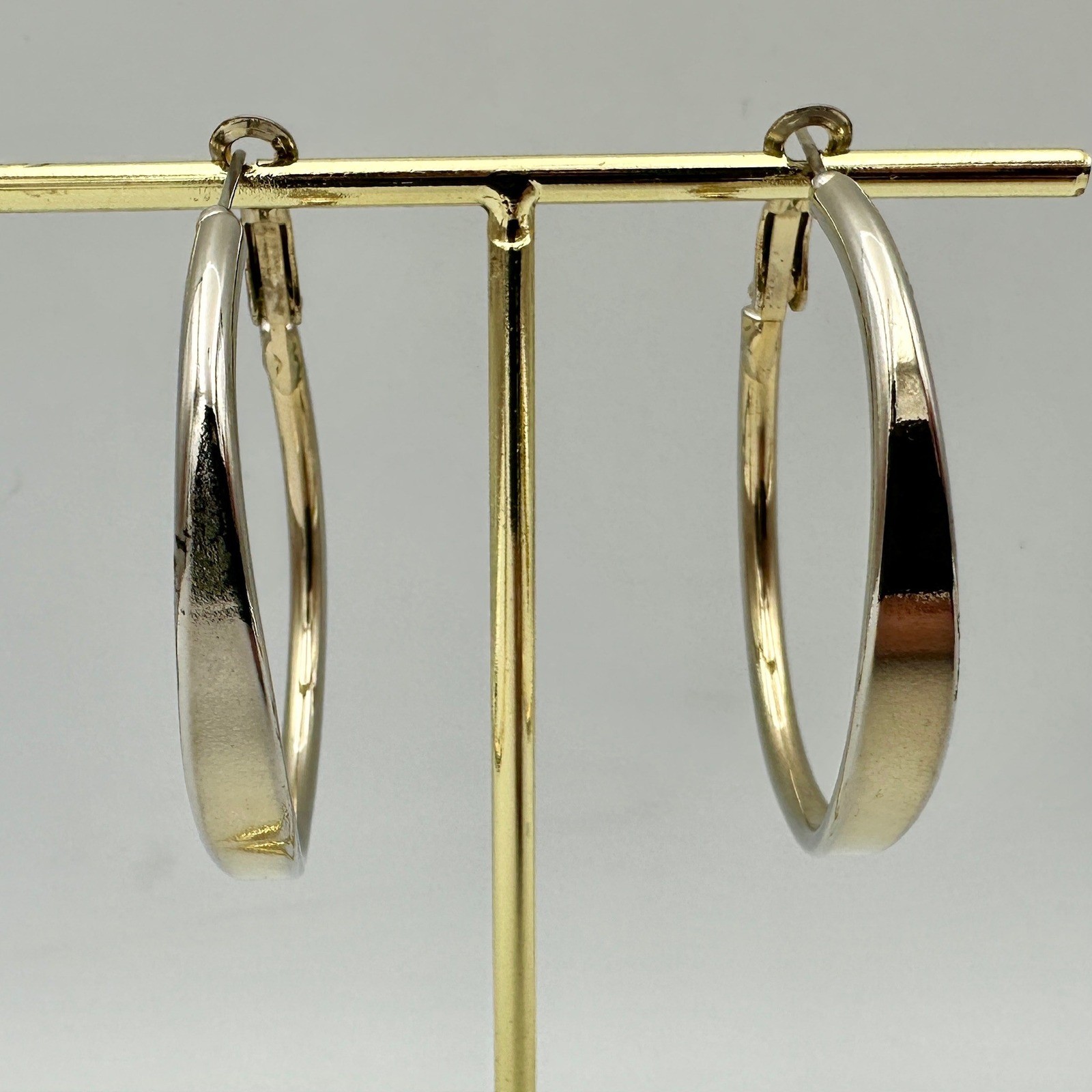 Silver Tone Tapered Hoop Earrings Latch Back 1.5 Inch Medium Hoops