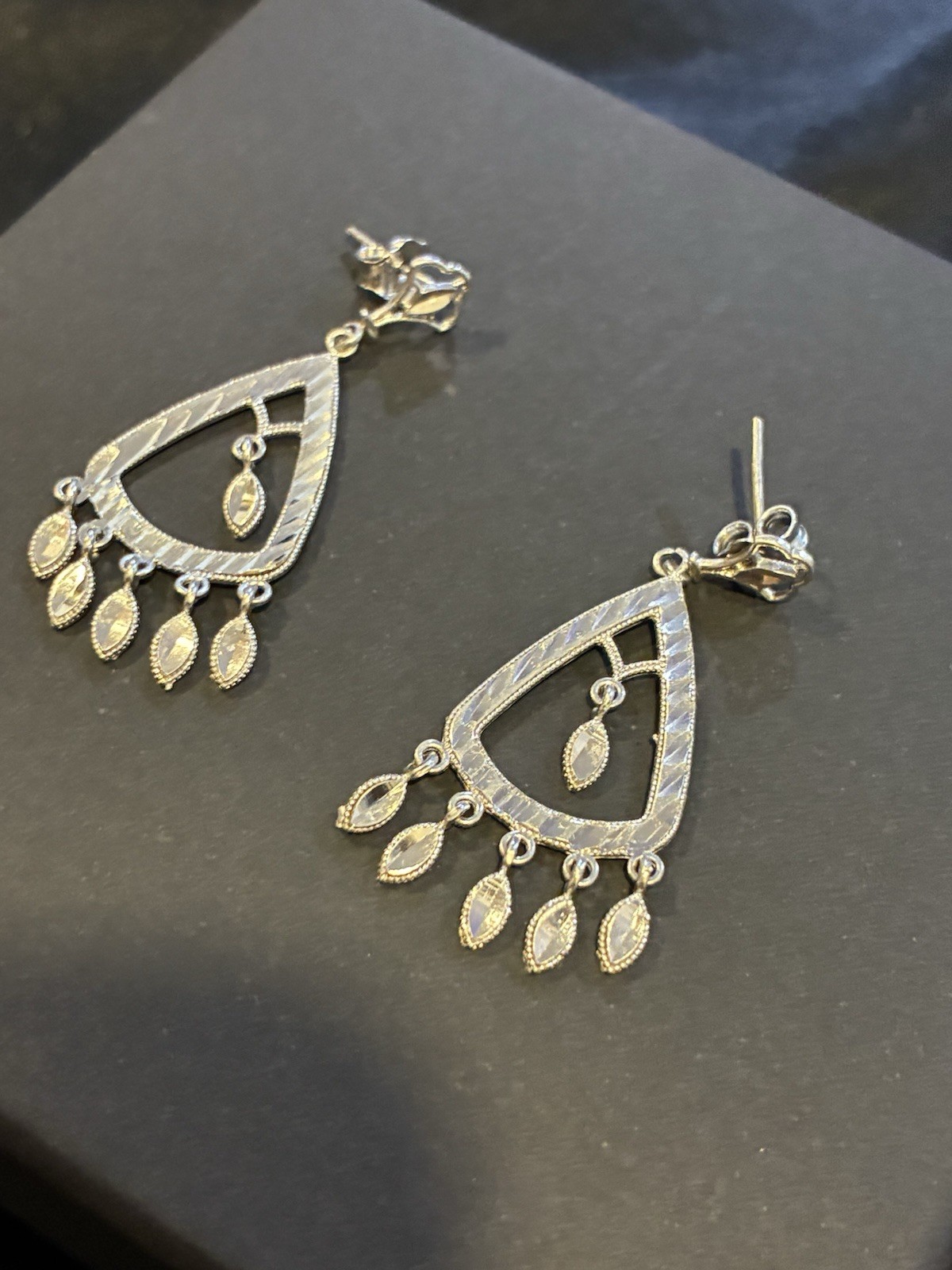 925 Sterling Silver Rhodium Chandelier Dangle Earrings 3cm Wide NWOT