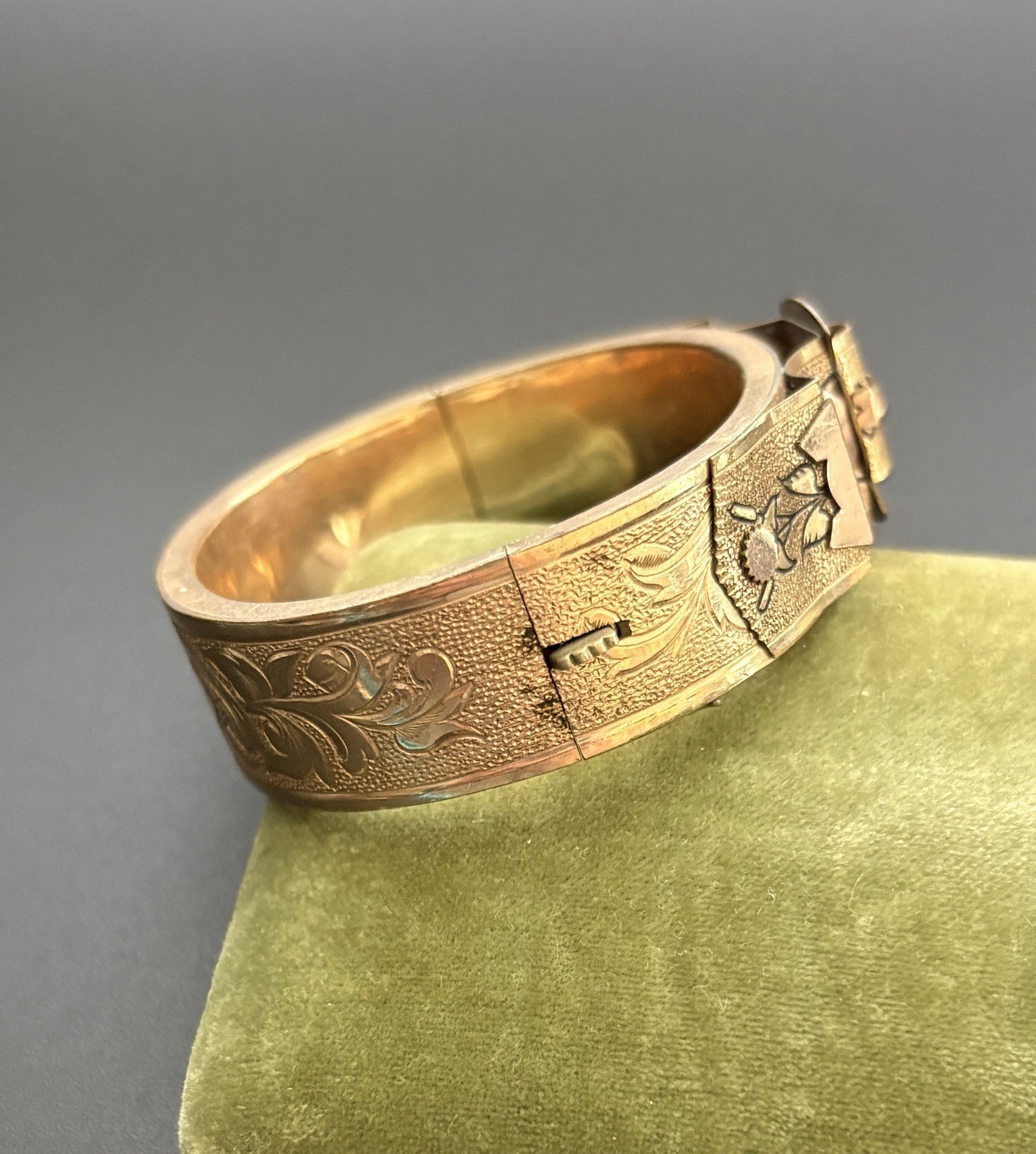 Antique Gold Filled Vic Etruscan Taille D’Epargne Black Enamel Bangle