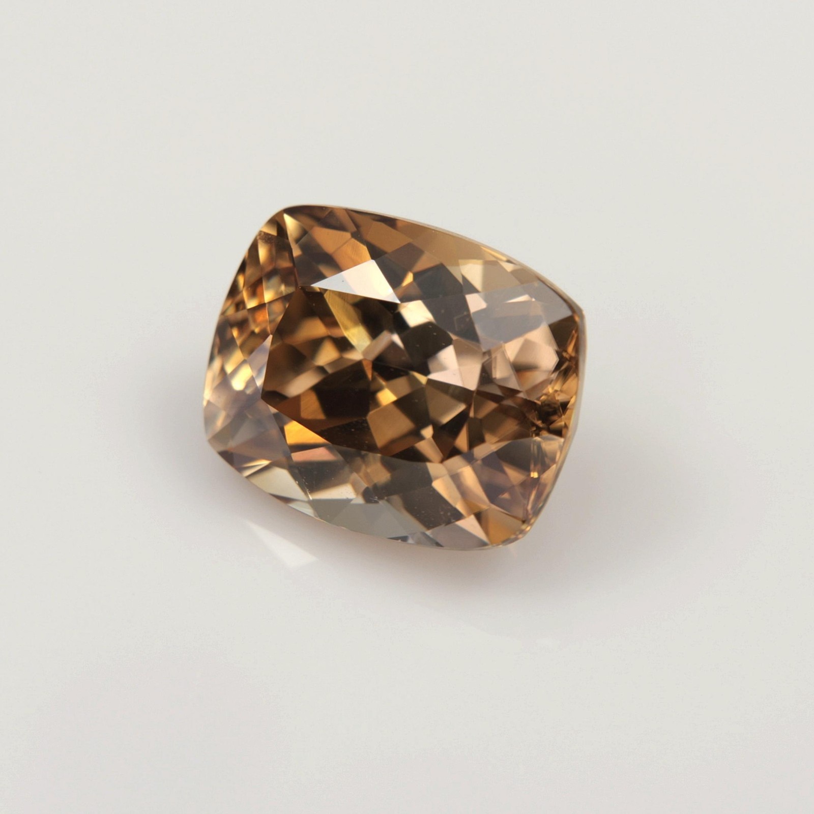3.75 Carats – Natural Zircon – Alluring Imperial Brown – Cushion – 26014081