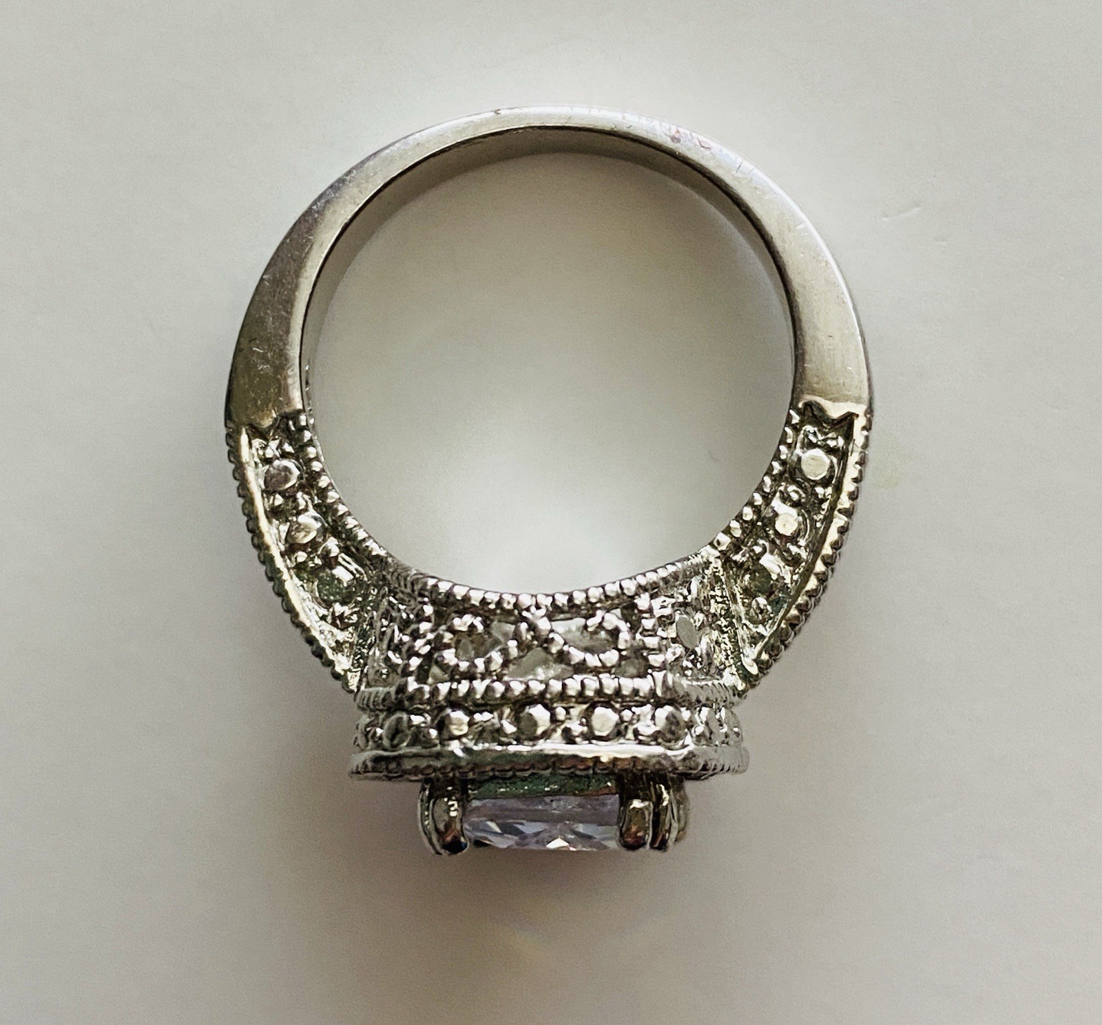 Sparkling Cocktail Dinner Ring Size 7 Silver Tone White Rhinestones