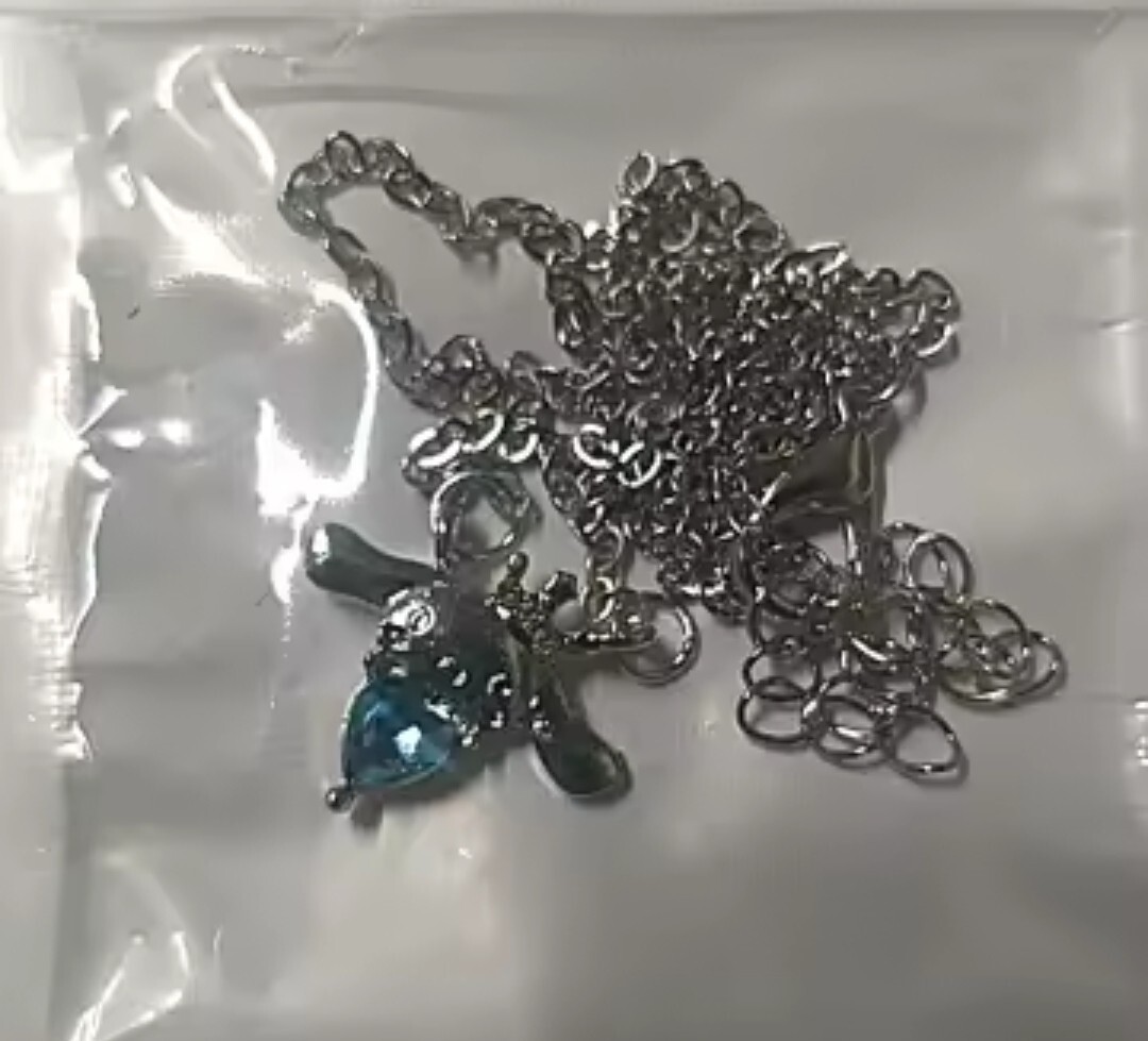 Hello Kitty Cinnmaroll Necklace Simple Design Chain Pendant for Girls