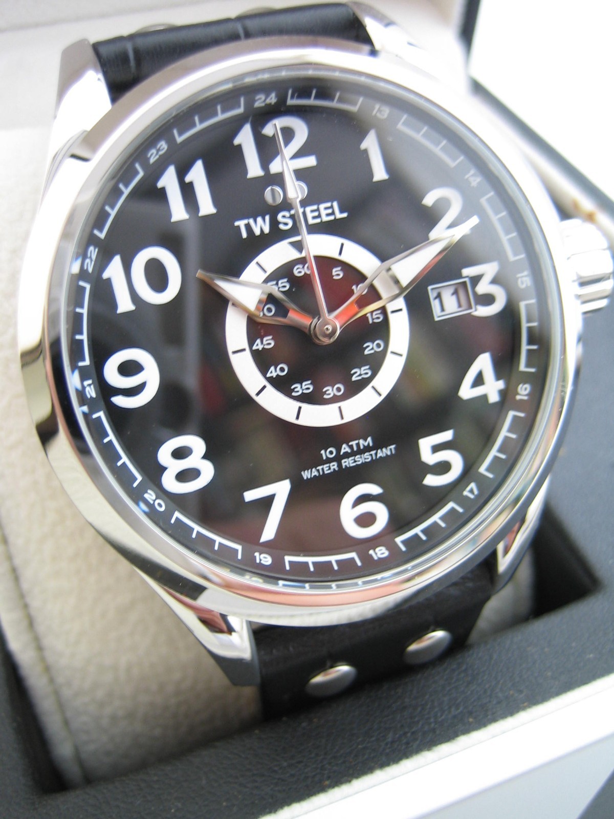 TW STEEL WATCH MENS VOLANTE VS51 STAINLESS STEEL LEATHER QUARTZ GENUINE BNWT