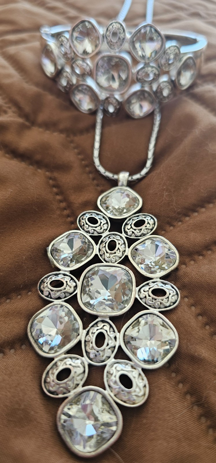 Three piece set chain pendant bracelet silver tone crystals unbranded sparkly.