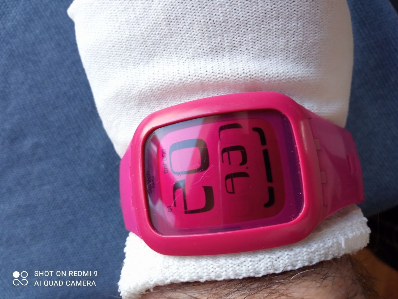 SWATCH Touch Square 2014 – SURP100 – Touch PINK