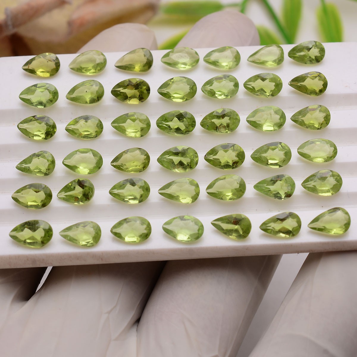 21 Pcs VVS Natural Peridot 8mmx5mm Pear Cut Stunning Untreated Loose Gemstones