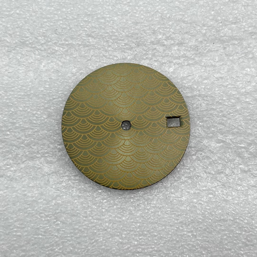 28.5mm Fish scale pattern Watch Dial No Lume For NH35 Movement Watch Accessories