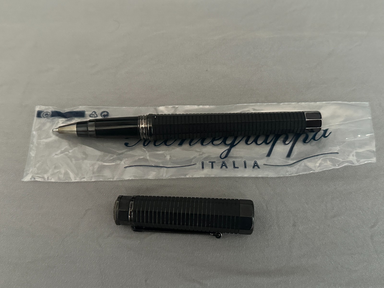 Montegrappa Nero Uno Limited Watch, Pen, and Cufflinks Set #621/999