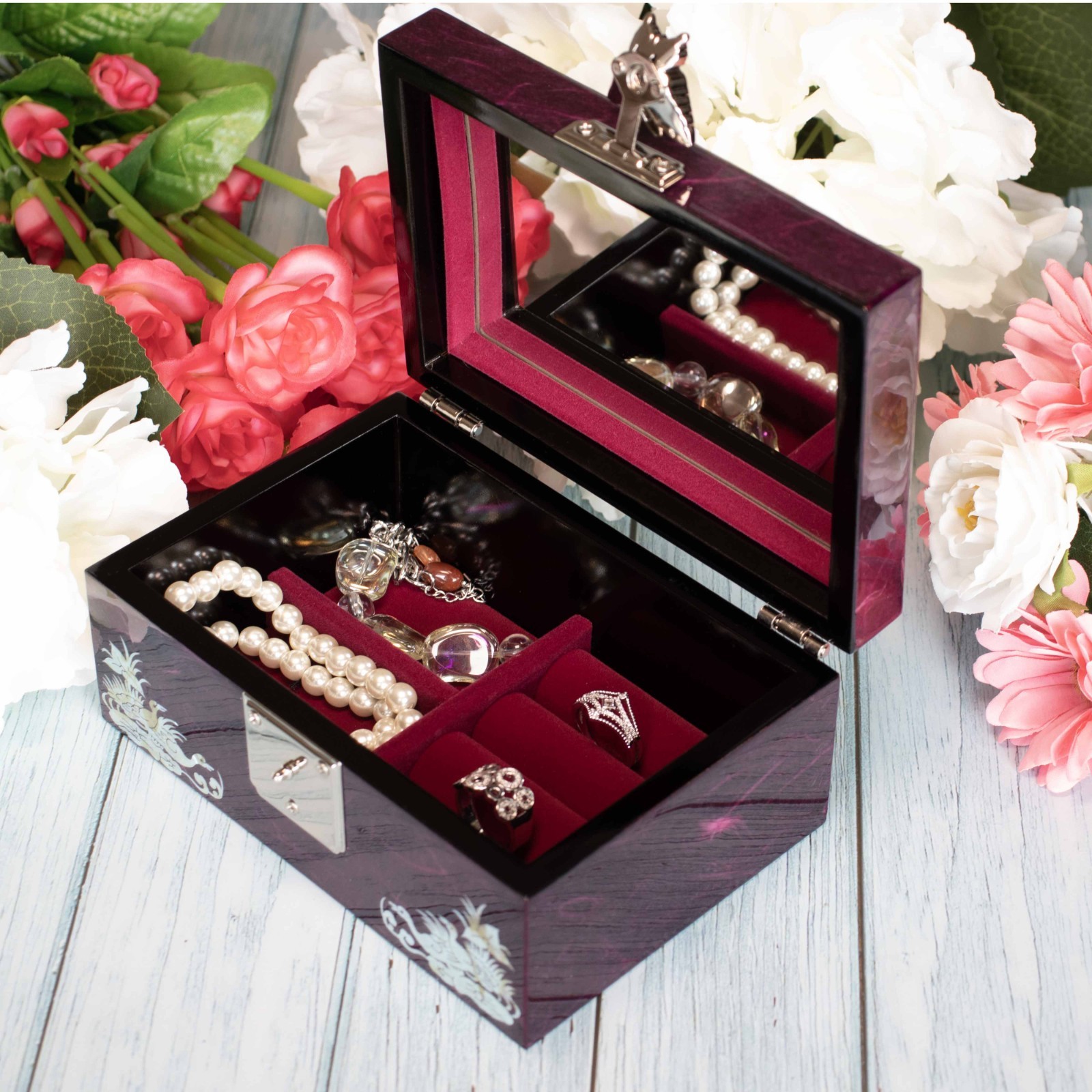 Mother of pearl Purple Lacquer Jewelry Box Vintage Ring Organizer Wood Keepsake