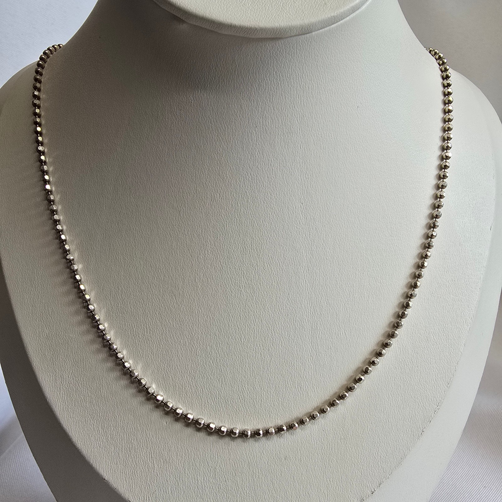 Sterling Silver Necklace 8.05g Fine Jewelry 22″ Ball Chain Lobster Clasp