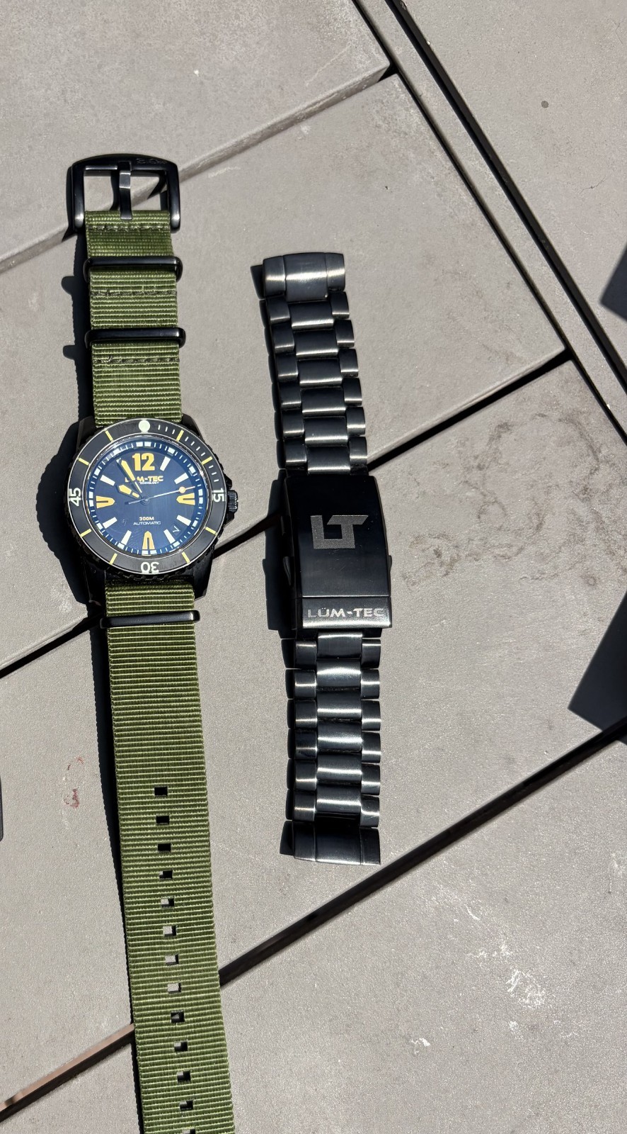 Lum-Tec 300M-2 Automatic – Good – 40mm Black PVD Diver – Bracelet & Extra Nato!!