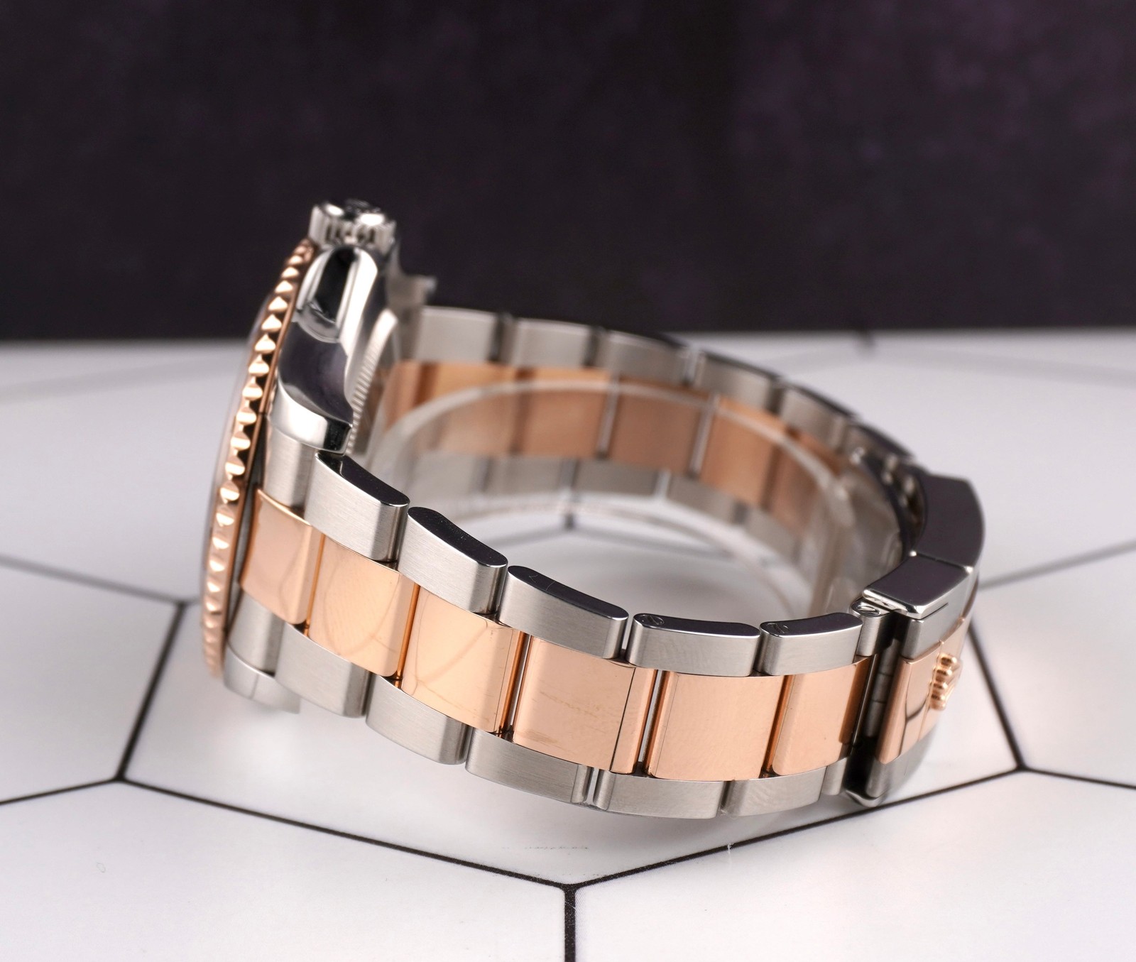 Rolex Yacht-Master 40mm Oyster 18k Rose Gold & Steel Watch Chocolate Dial 116621