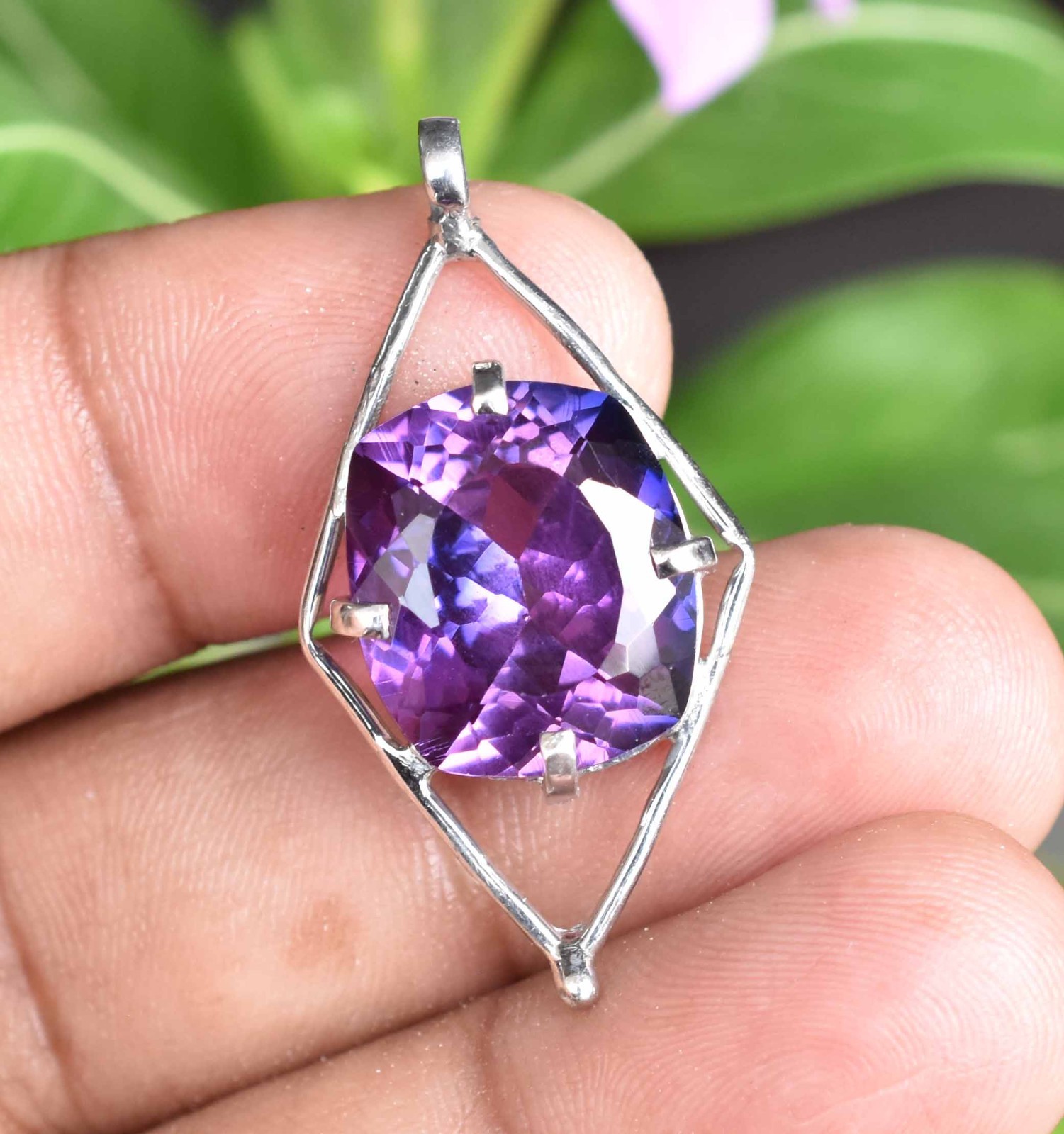 22.95 Ct Natural Boysenberry Sapphire 925 Sterling Silver Pendant AGL Certified