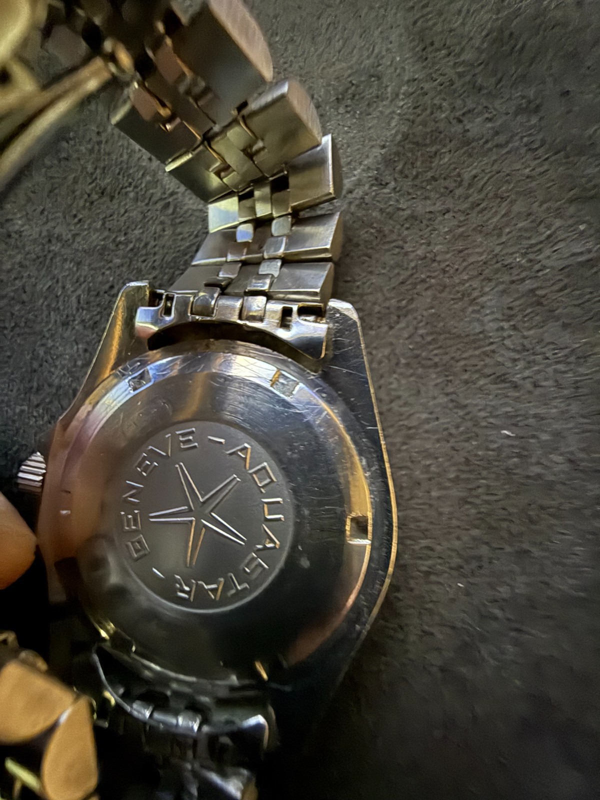 Vintage Aquastar Atoll 200 M Diving Quartz Watch