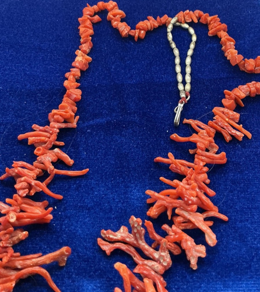 VINTAGE SOUTHWEST BRANCH CORAL , NUGGETS AND STERLING OVAL BEADS