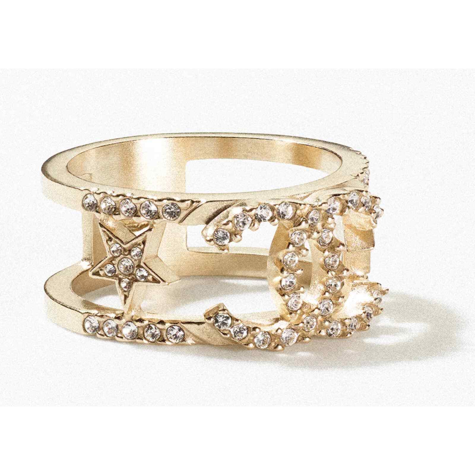 Chanel 22S Gold Crystal Star Interlocking CC Logo Metal Fashion Finger Ring 52 6