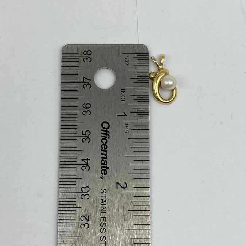 14K Yellow Gold 5.4mm Cultured White Pearl Swirl Pendant Modernist 1.8g