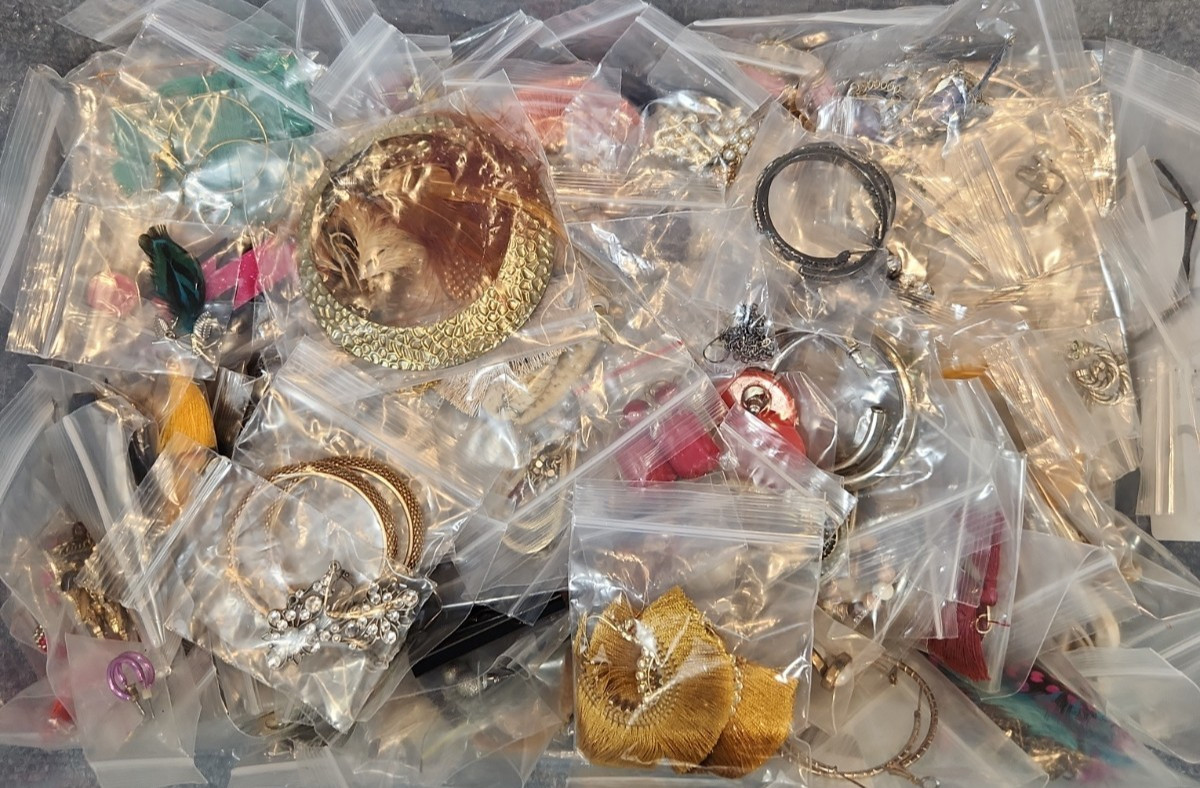 Jewelry Wearable Earring Collection 5 Lbs Matched Pairs Lot #683 See Description