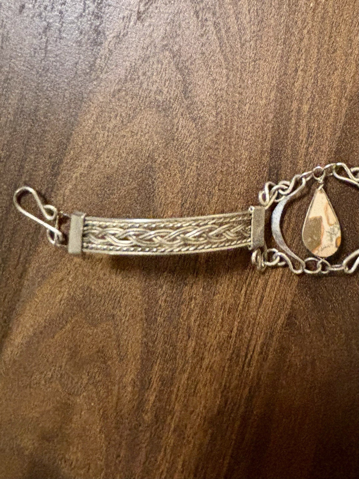 Artisan-style Silver Metal Cuff Bracelet With A Teardrop Gemstone