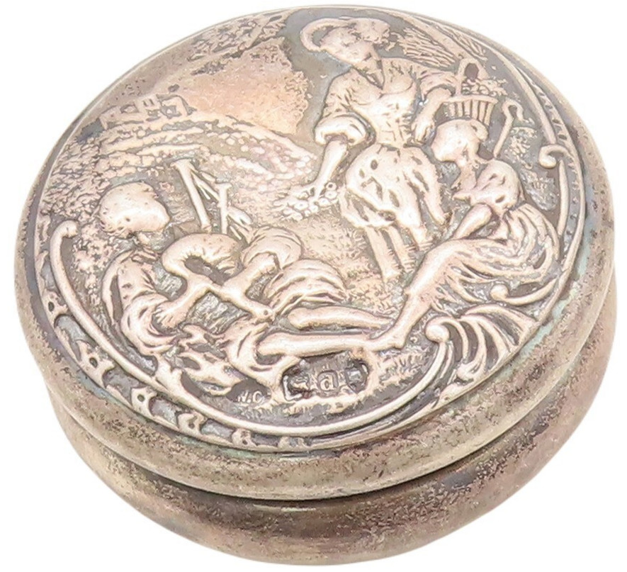 925 Sterling Silver Vintage Pill Box WC ENGLAND Antique Carved (OPENS) TR3818
