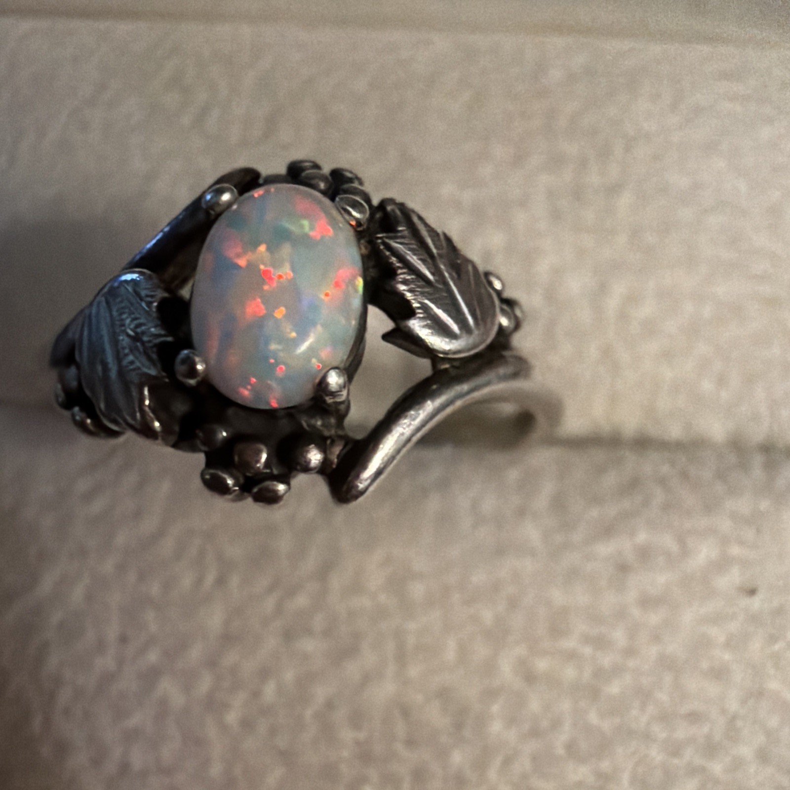 Black Hills Gold Leaf Dakota SILVER 925 Womens lab OPAL Ring Size 10 L