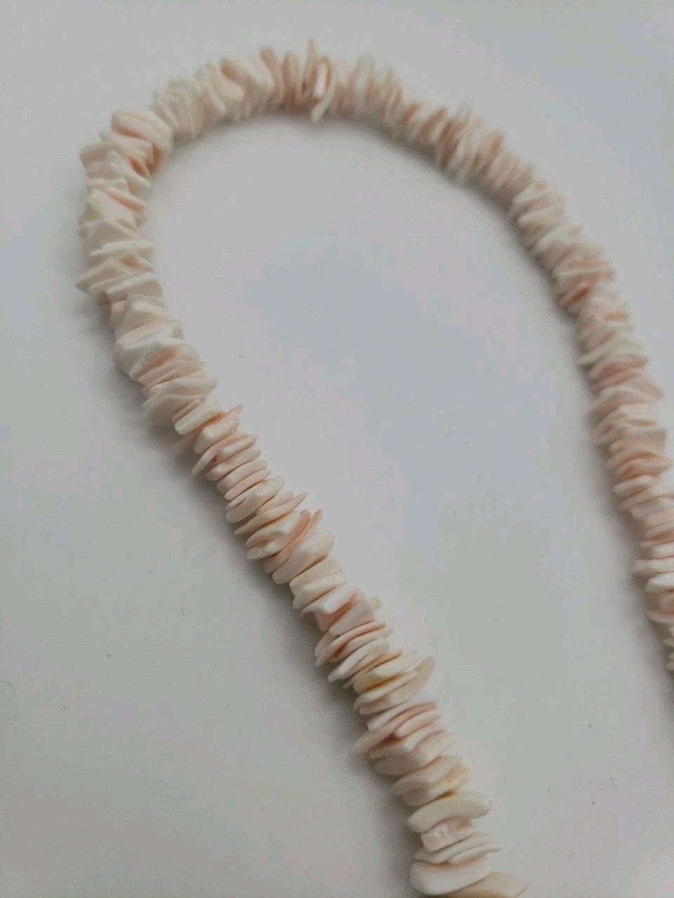 Vintage 80s-90s Shell Chip Shards Necklace Light Pink 16″ Surfer Tropical Beach