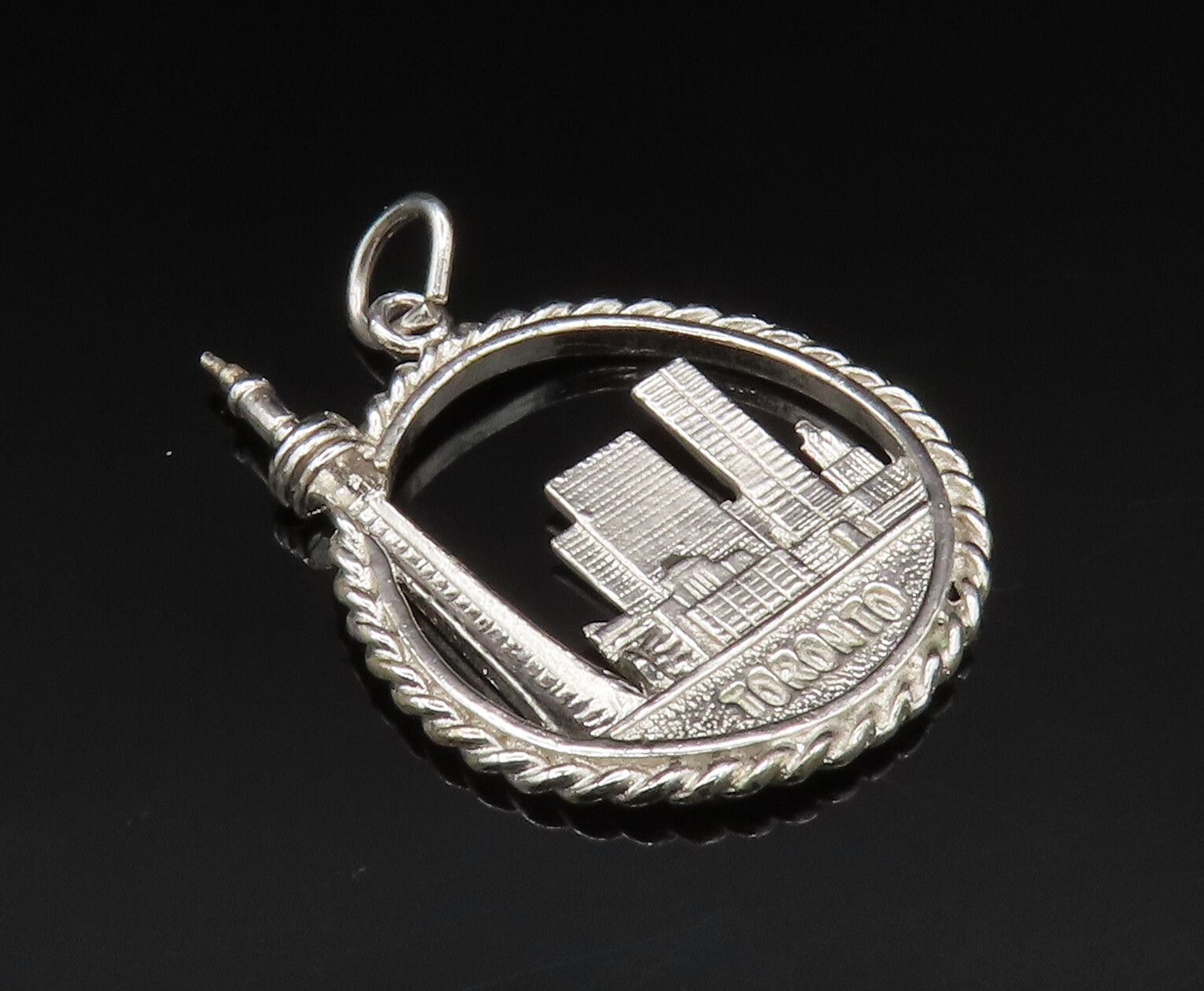 925 Sterling Silver Vintage CN Tower Toronto Souvenir Pendant PT20546