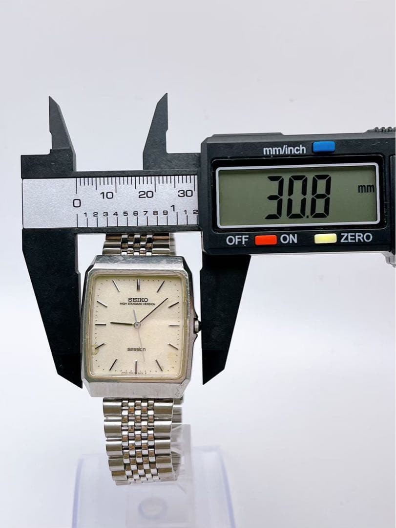 Seiko Session 5E31-5A70 High Standard Quartz Watch