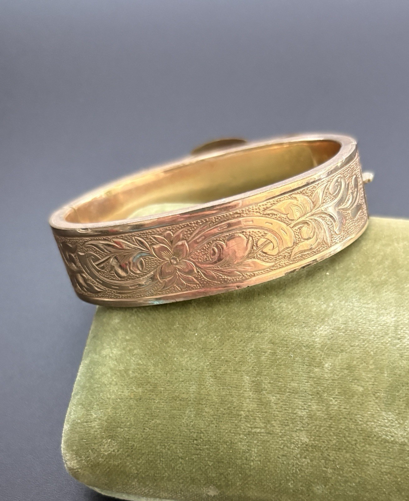 Antique Gold Filled Vic Etruscan Taille D’Epargne Black Enamel Bangle