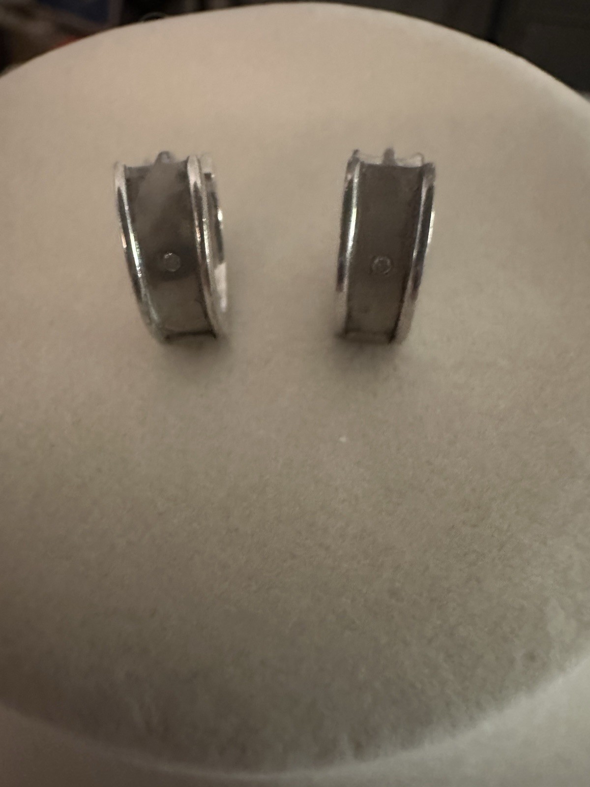 Huggie Latch-back 925 Sterling Silver Earrings With Clear Stone. Jewelry