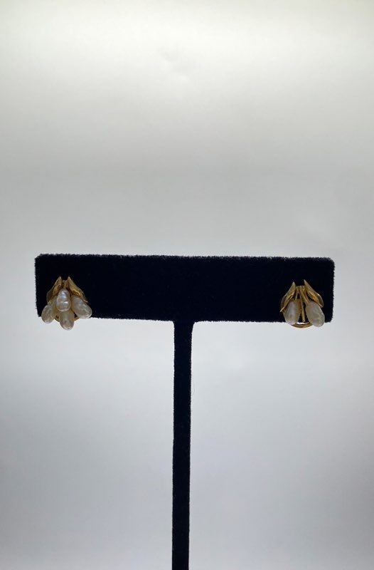 Montebello 14K Yellow Gold Pearl Leaf Stud Earrings 1.76g 17.1mm x 12.2mm