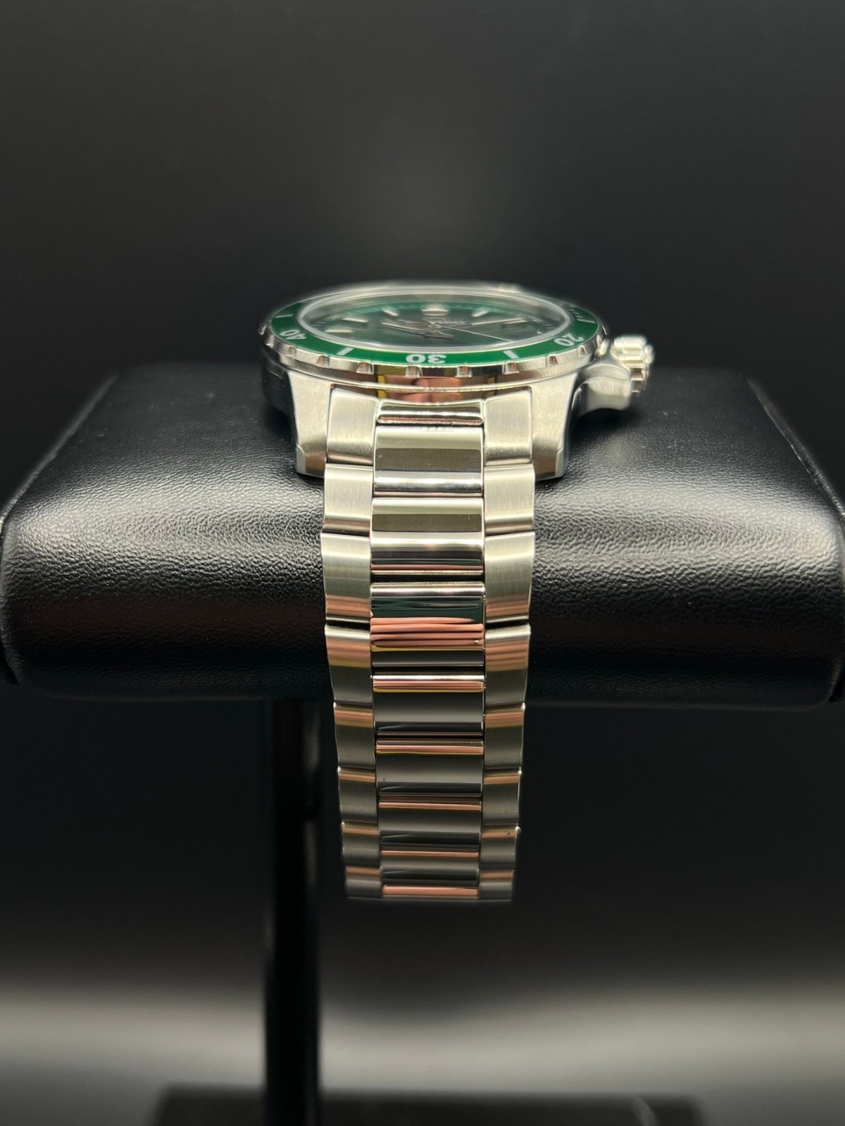 🔥 Movado Series 800 Green Dial 40mm Stainless Steel Watch – Box – Excellent 🔥